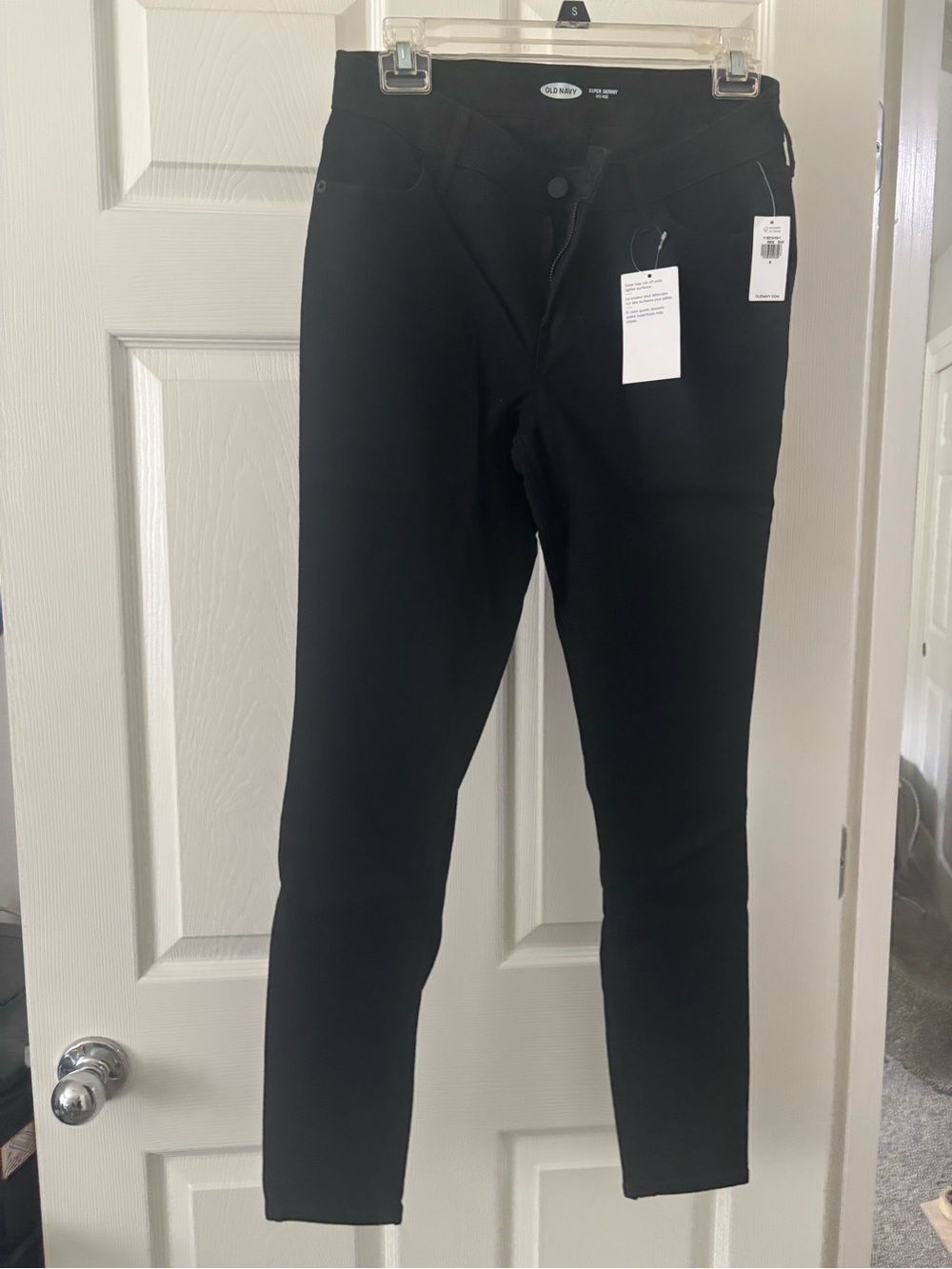 Old Navy Black Super Skinny Jeans